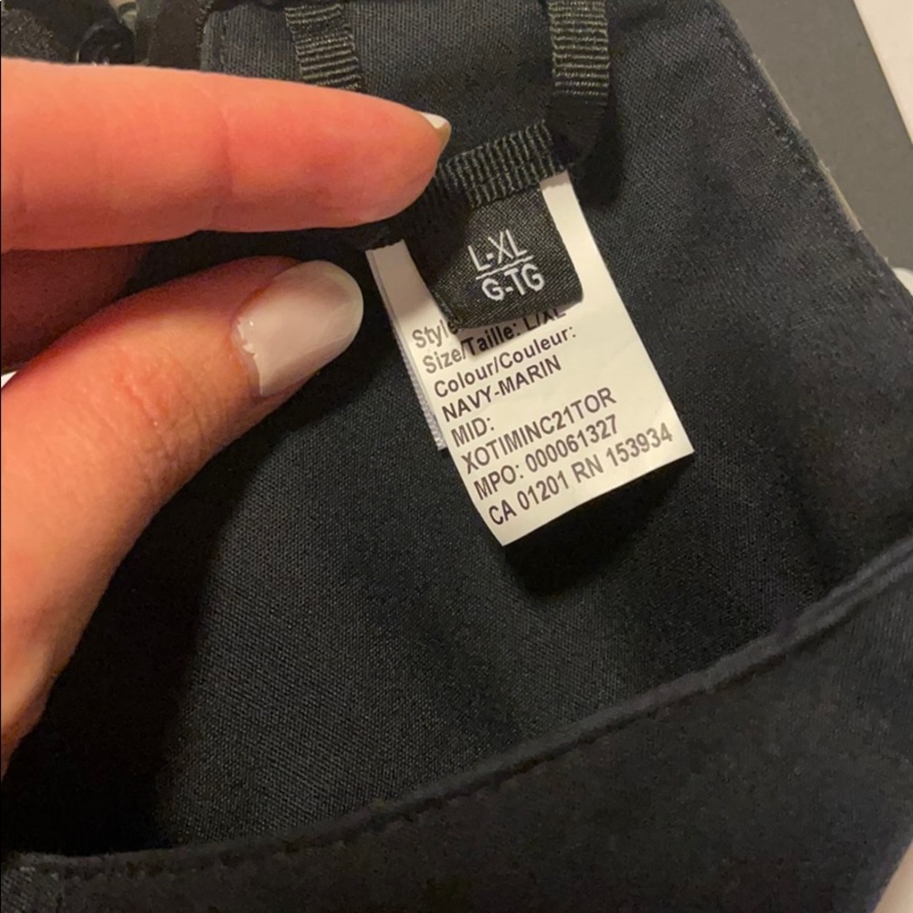 NWT Canada Goose Face Mask L/XL Navy - Picture 9 of 12